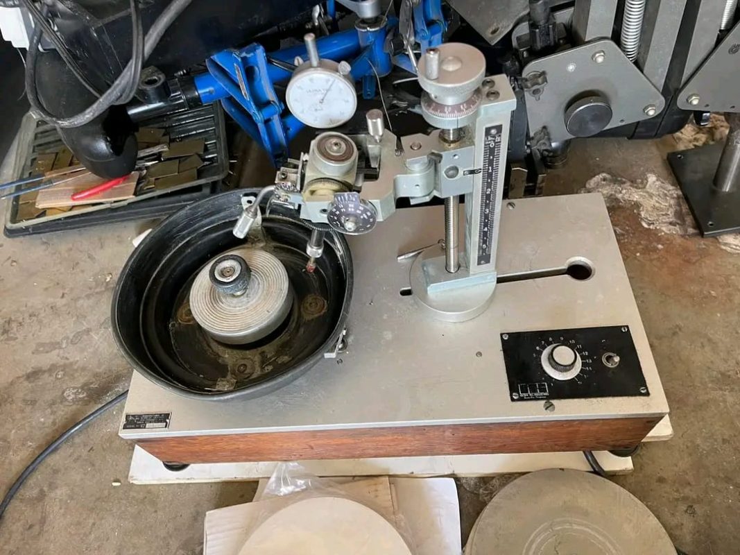 https://thomaslapidarymachines.shop/