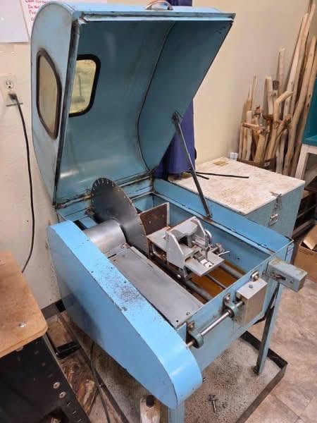 Lortone 18" Lapidary Slab Saw - Image 2
