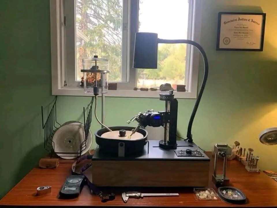UltraTec V5 Digital Faceting Machine – Used Gemstone Faceting Machine - Image 3